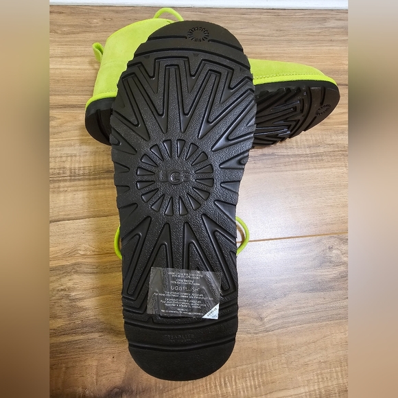 UGG Neumel Suede Chopd Chukka Boots  Key Lime & Black, US 10 - Picture 6 of 12